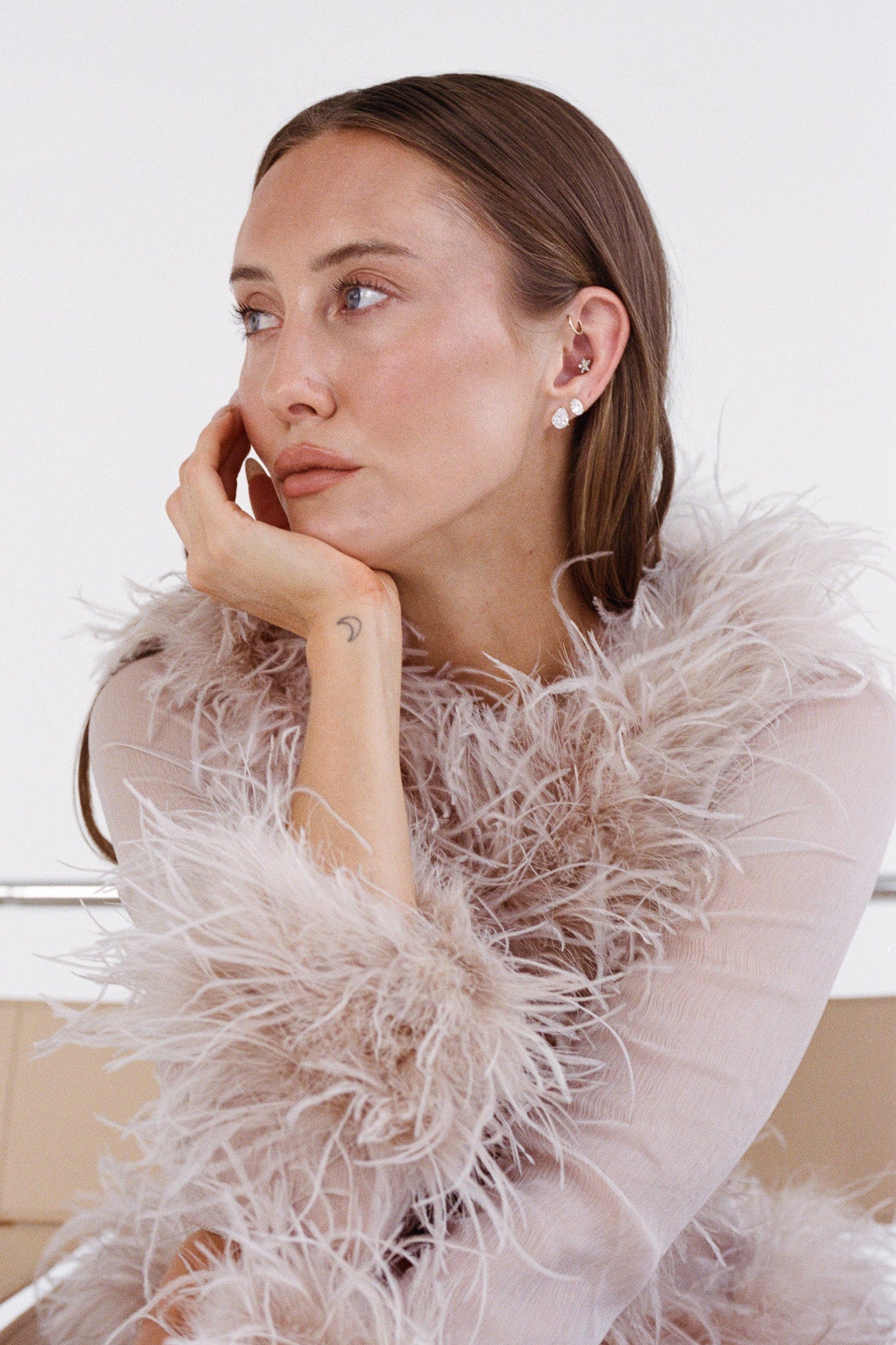 Pear Studs 2CT - Gold