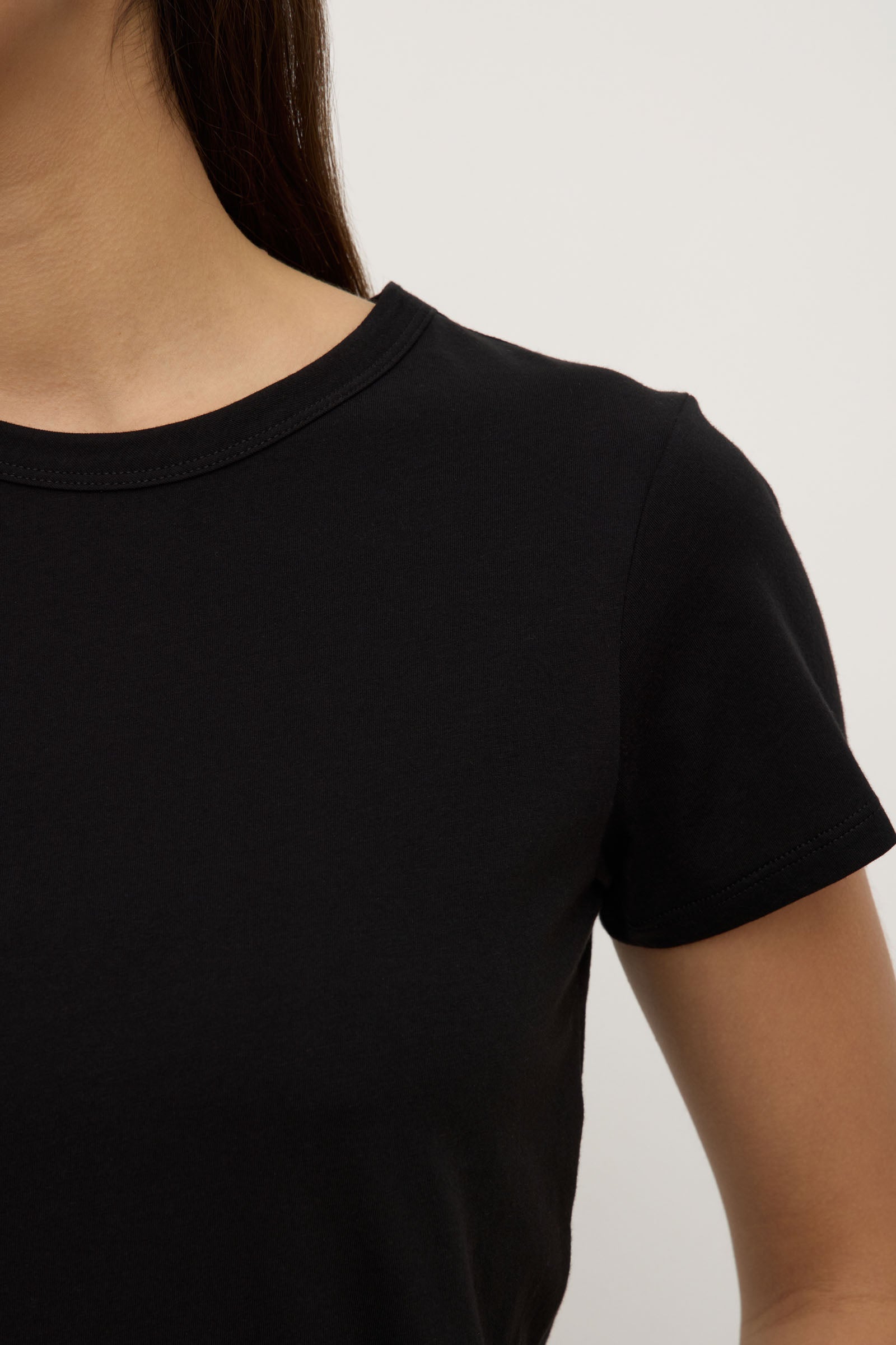 Indi Short Sleeve Tee Black