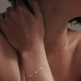 Saint Valentine Floating Stone Bracelet | Silver