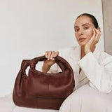 Vestirsi Allegra Knot Crescent Bag | Bordeoux