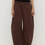 Assembly Label Lola Barrel Pant | Ganache
