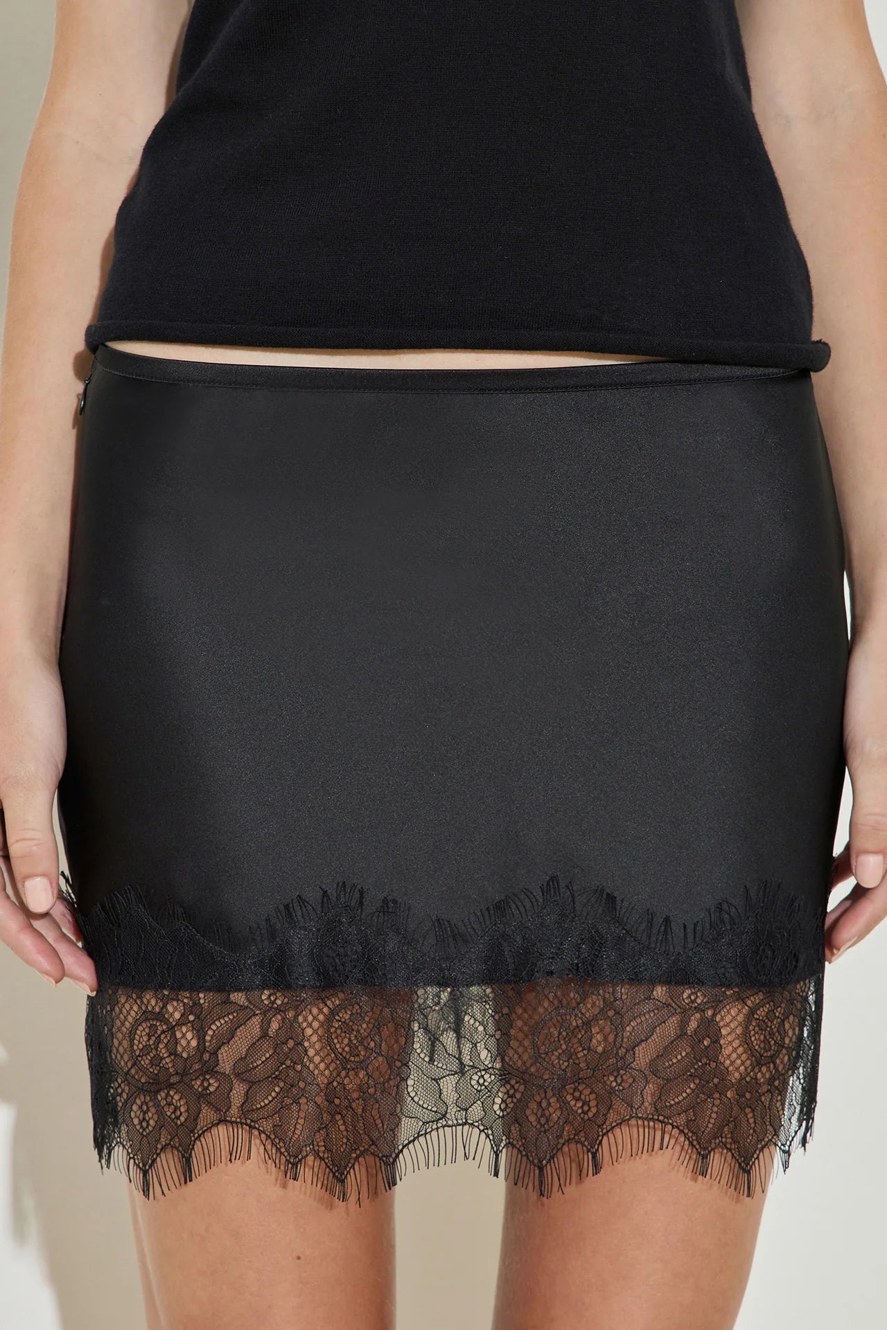 Maison Essentiele Silk Lace Mini Skirt | Black (PRE-ORDER)
