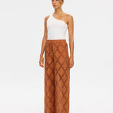 Izzy Pant