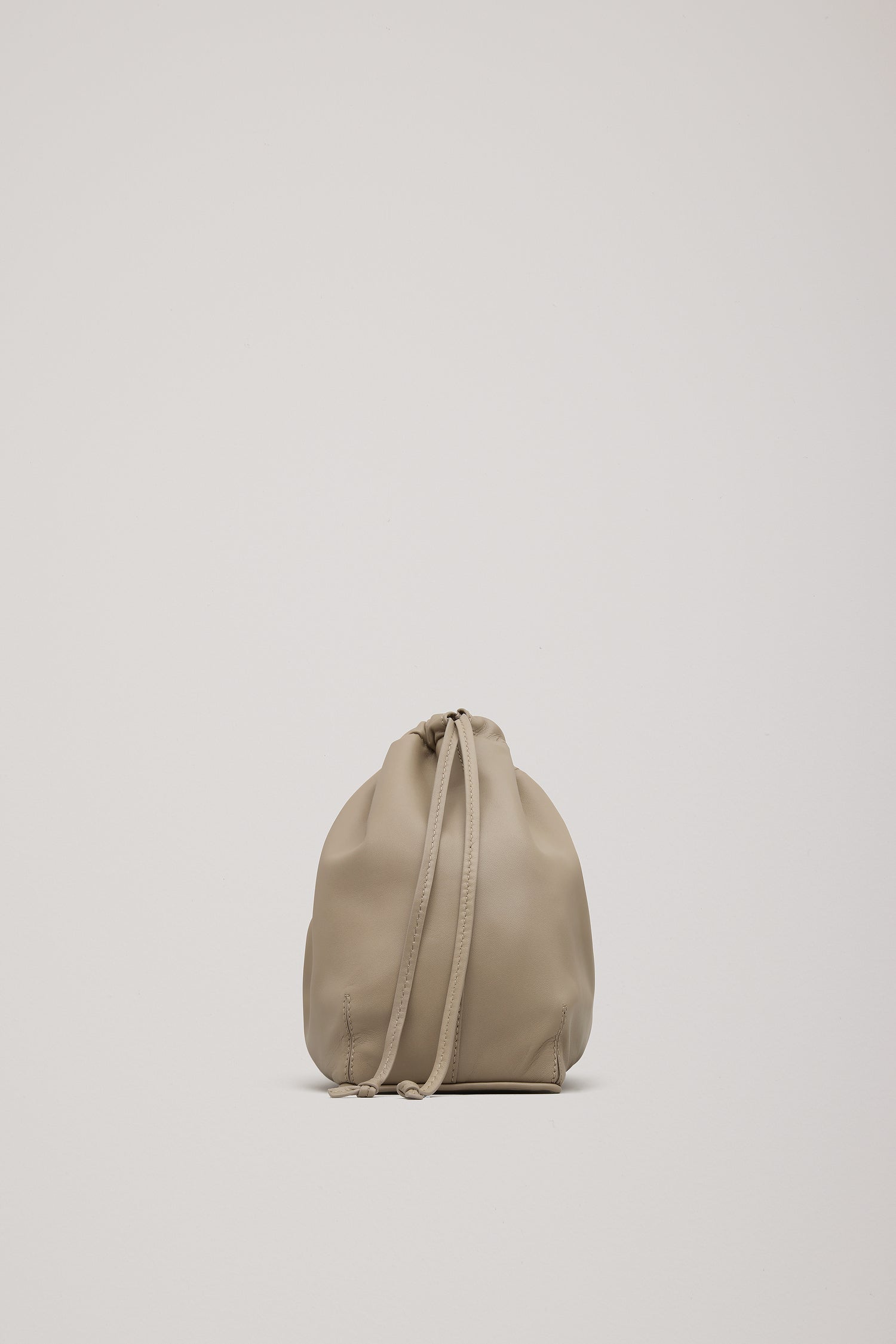 A.Emery The Tobey Shoulder Bag | Greige