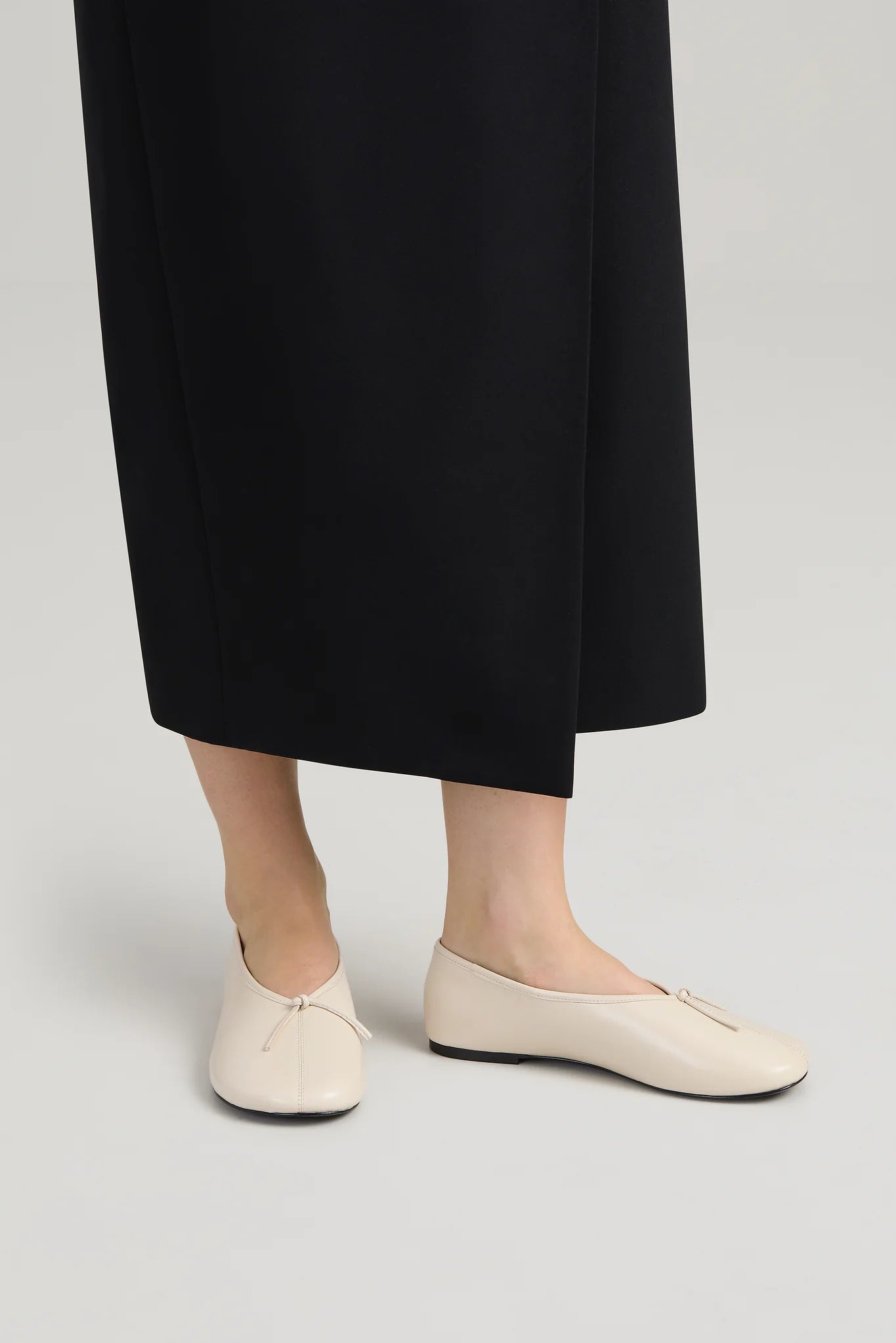 A.Emery The Mabel Flat | Vintage Bone