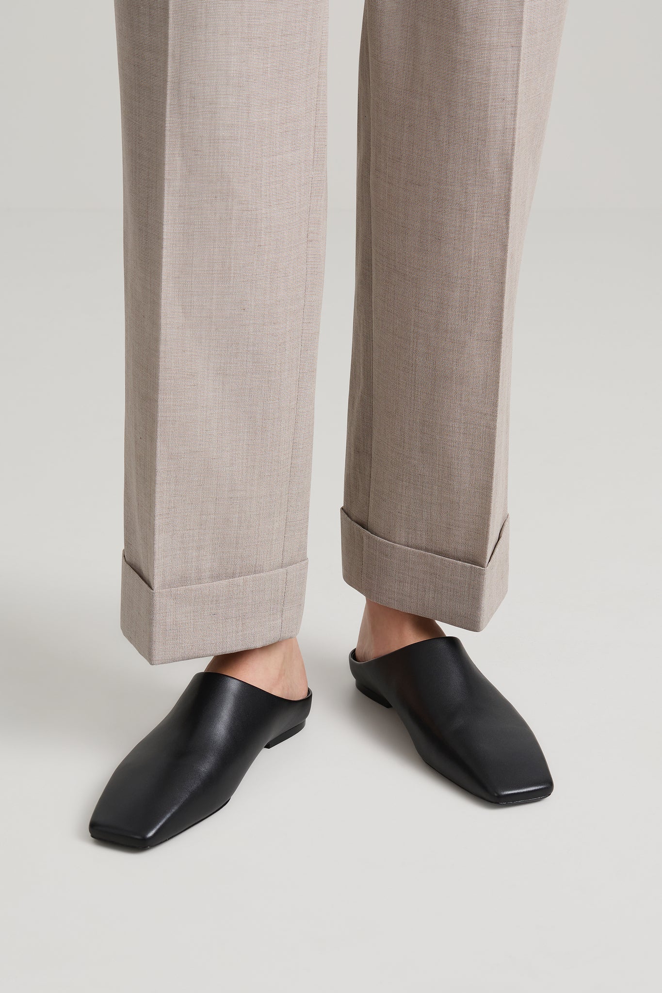 A.Emery The Griffin Flat | Black