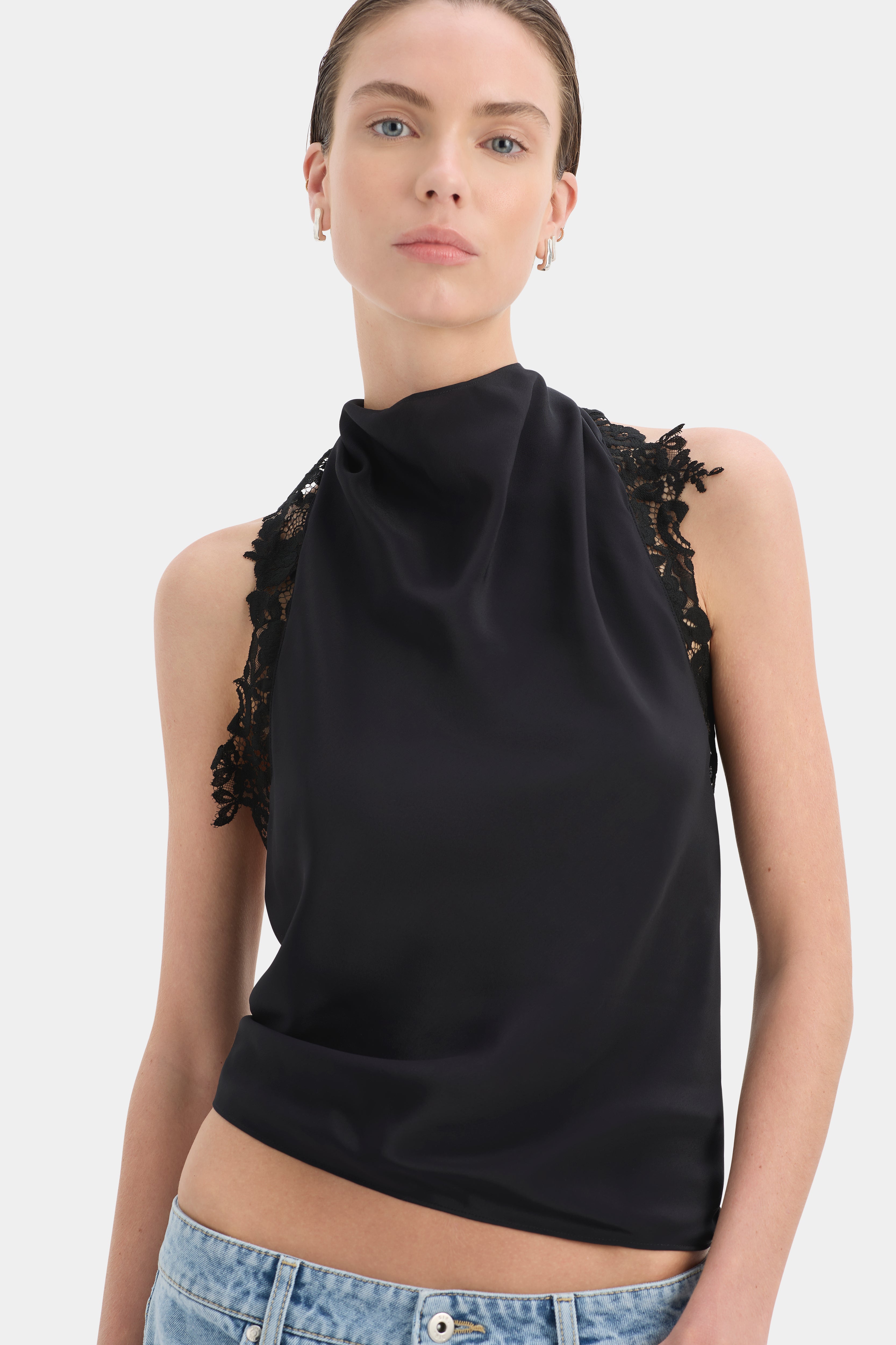 Noria Halter Tie Top