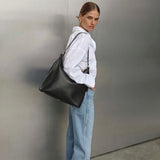 Vestirsi Harper Large Leather Hobo | Black