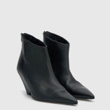 Camilla and Marc Rhys Boot | Black