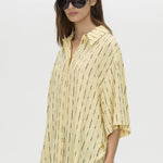 Uma short sleeve shirt