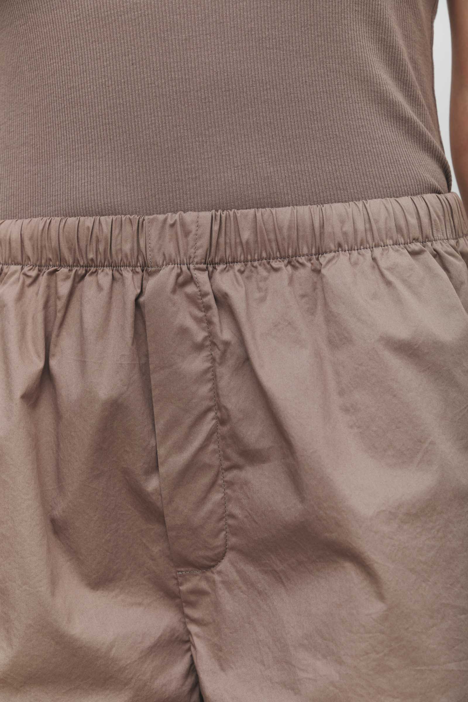 Micha Poplin Short Dark Sand